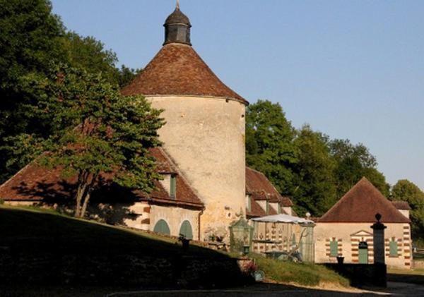 Sens-Beaujeu Chateau De Beaujeu المظهر الخارجي الصورة