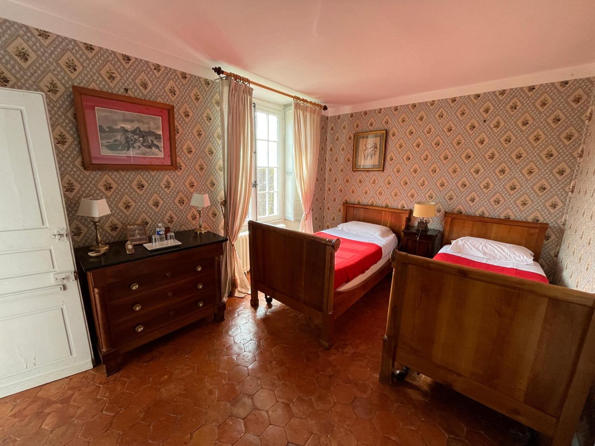 Sens-Beaujeu Chateau De Beaujeu المظهر الخارجي الصورة