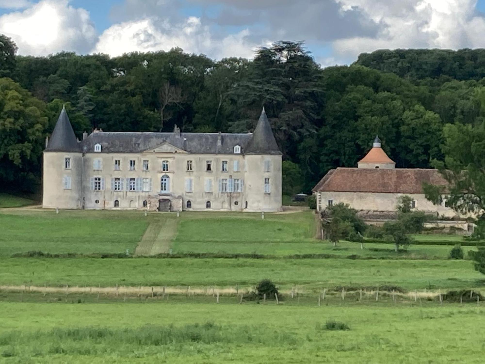 Sens-Beaujeu Chateau De Beaujeu المظهر الخارجي الصورة